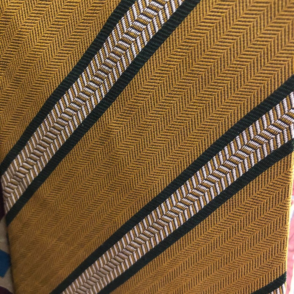Not For Sale Lot of Six (6) Recent 100% Silk Georgio Armani Italy Ties.